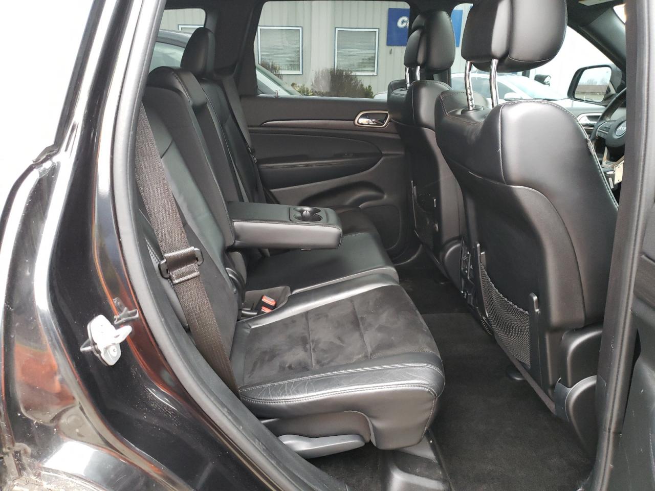 2015 Jeep Grand Cherokee - Image 11