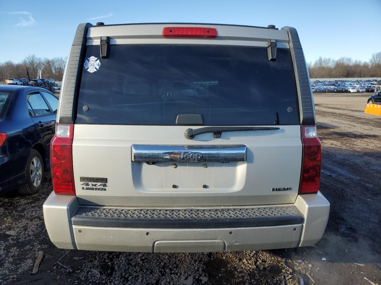 2008 Jeep Commander - Image 6