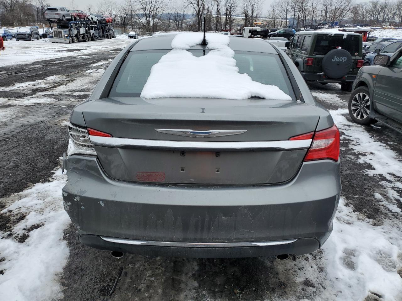 2012 Chrysler 200 - Image 6