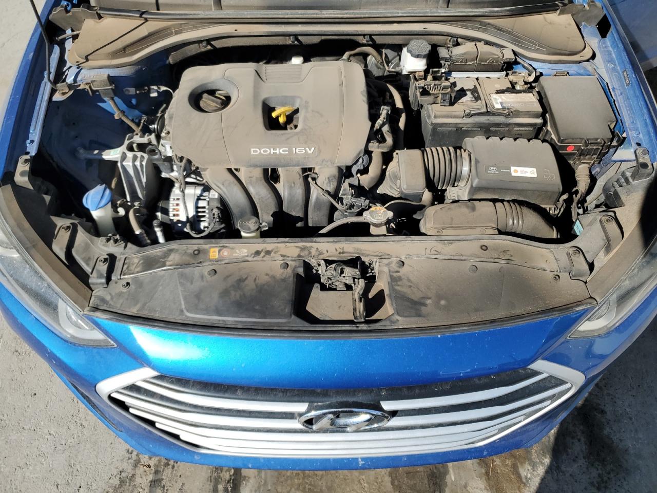 2018 Hyundai Elantra - Image 11