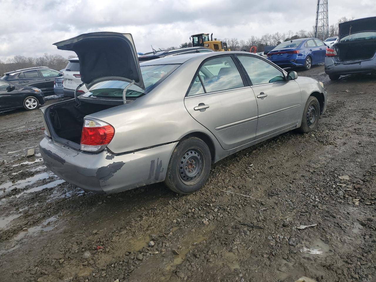 2005 Toyota Camry - Image 3