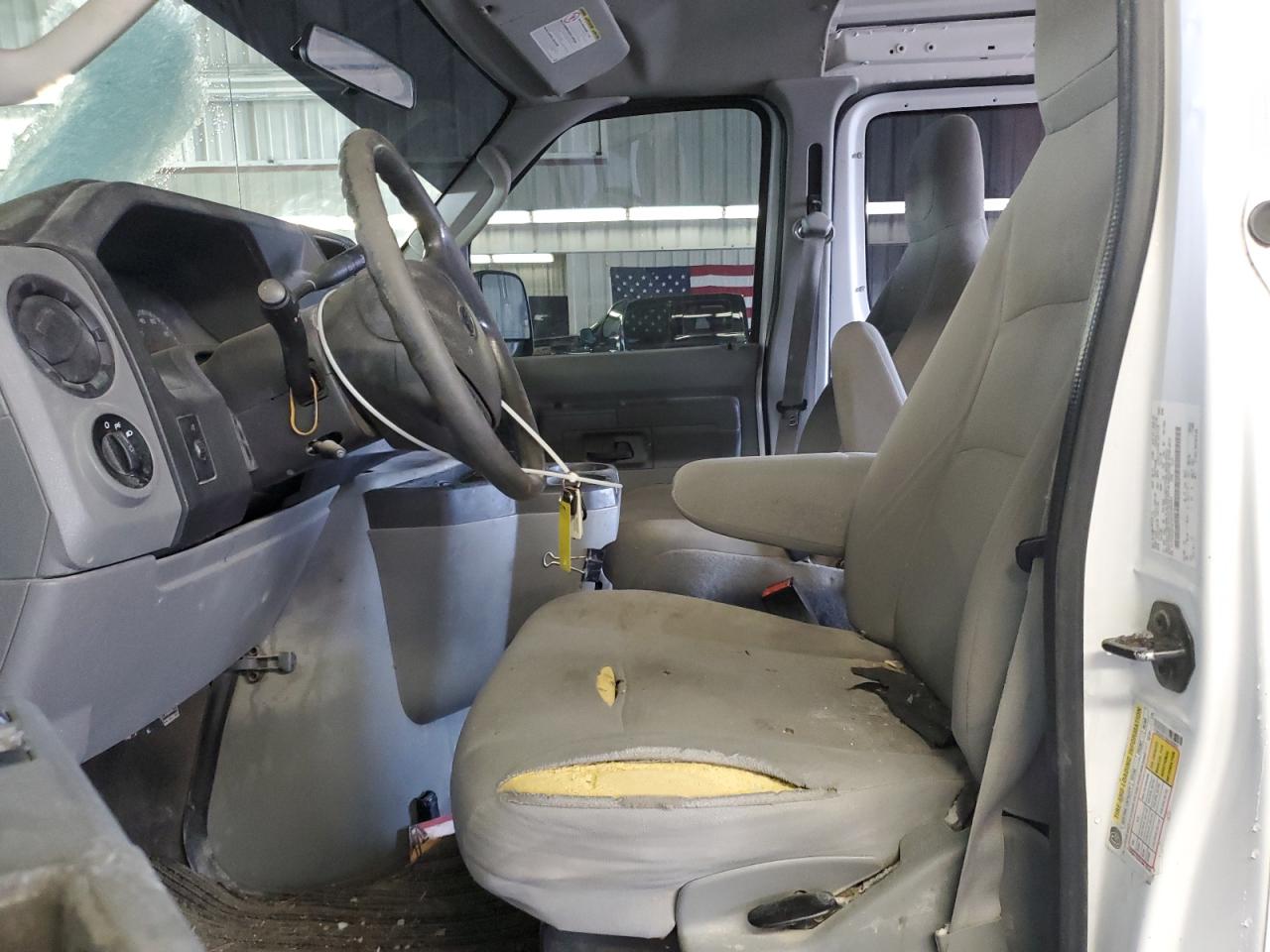2014 Ford Econoline - Image 7