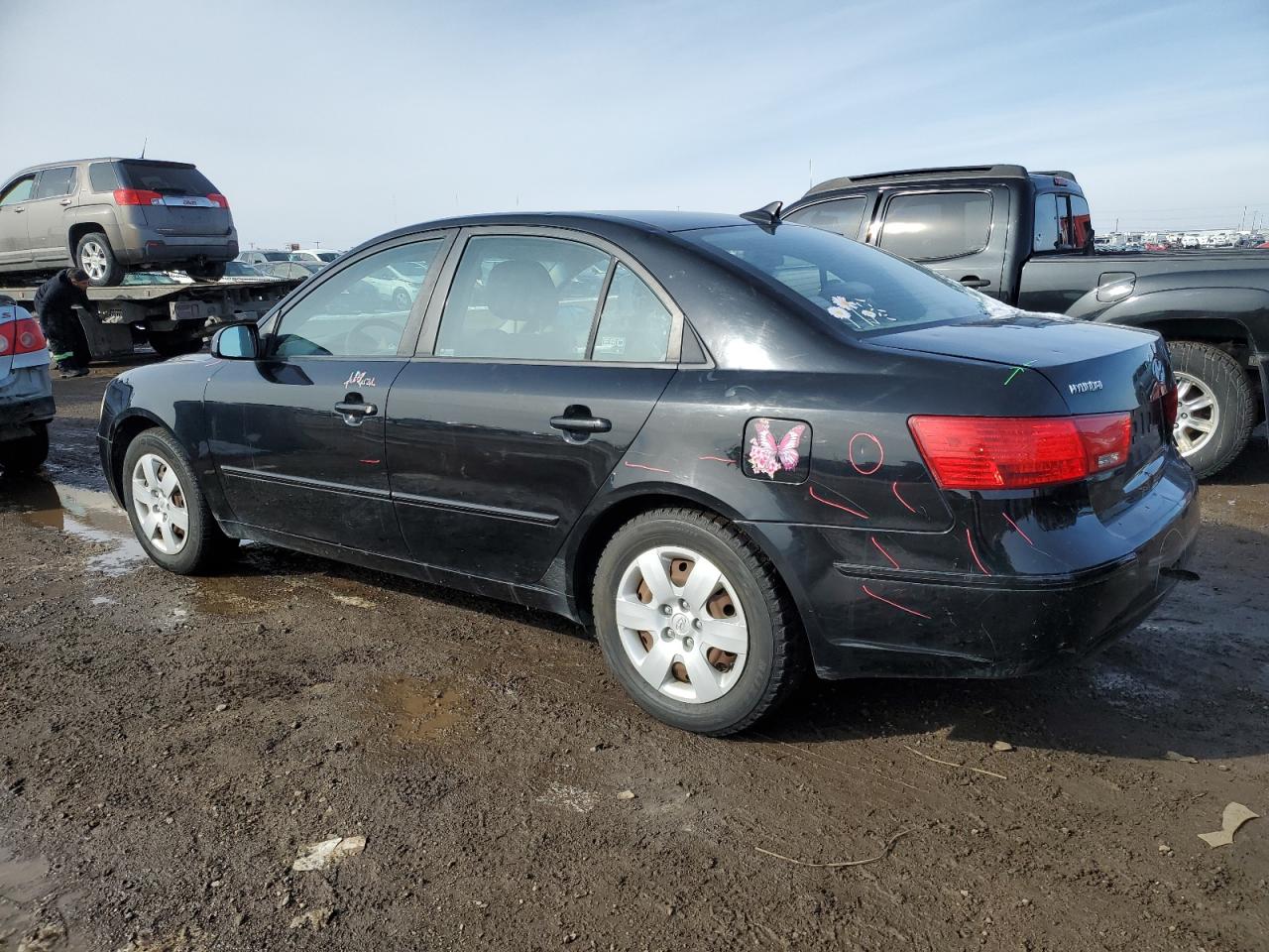 2009 Hyundai Sonata - Image 2