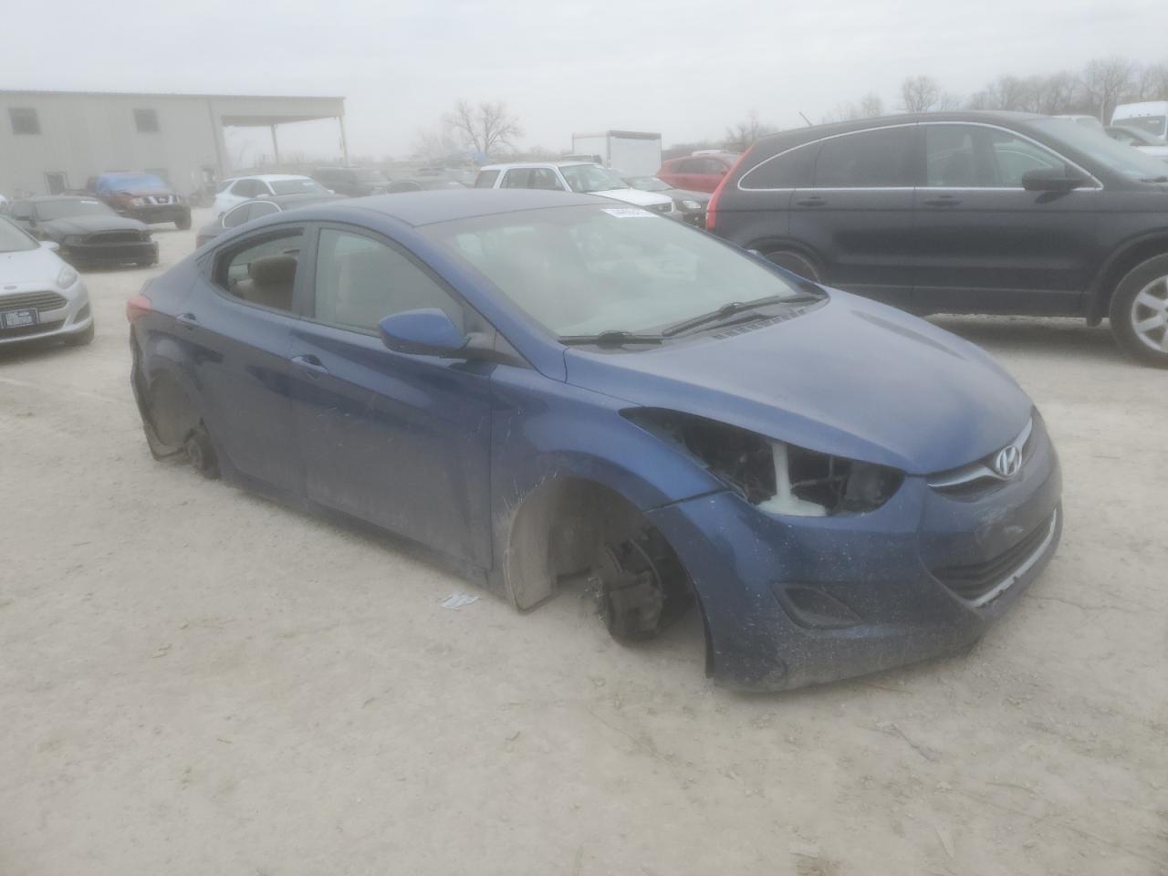 2013 Hyundai Elantra - Image 4