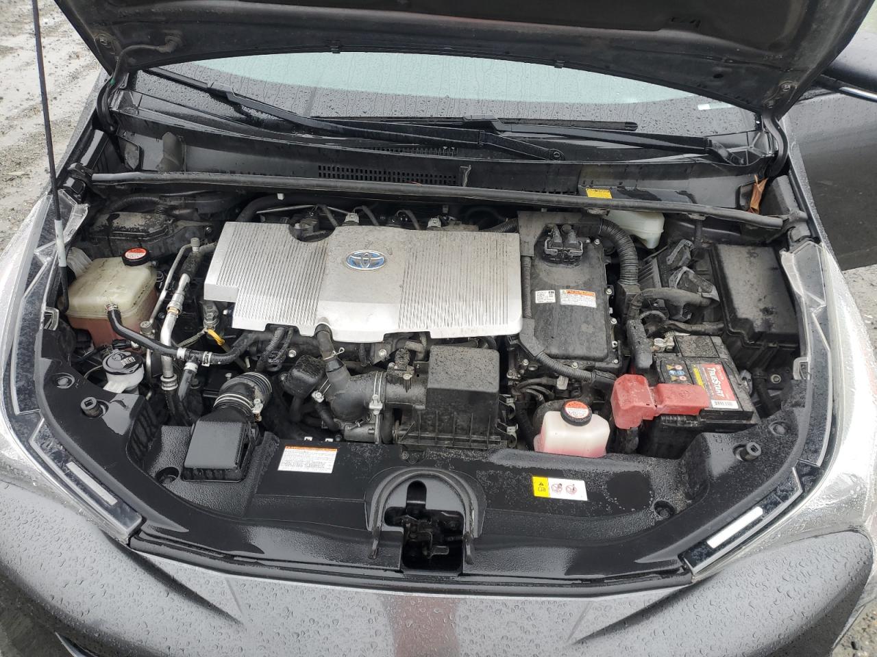 2016 Toyota Prius - Image 11