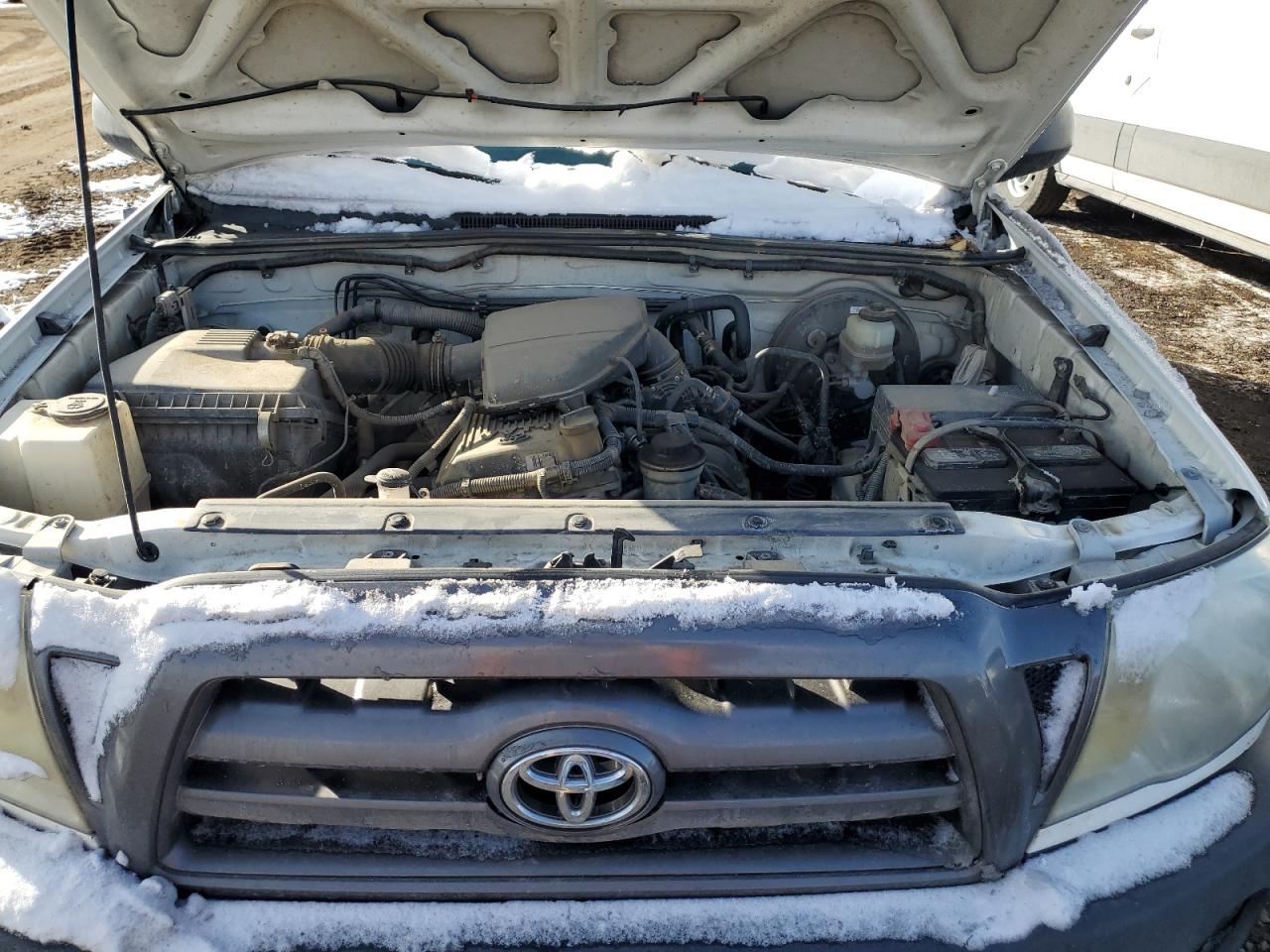 2009 Toyota Tacoma - Image 13