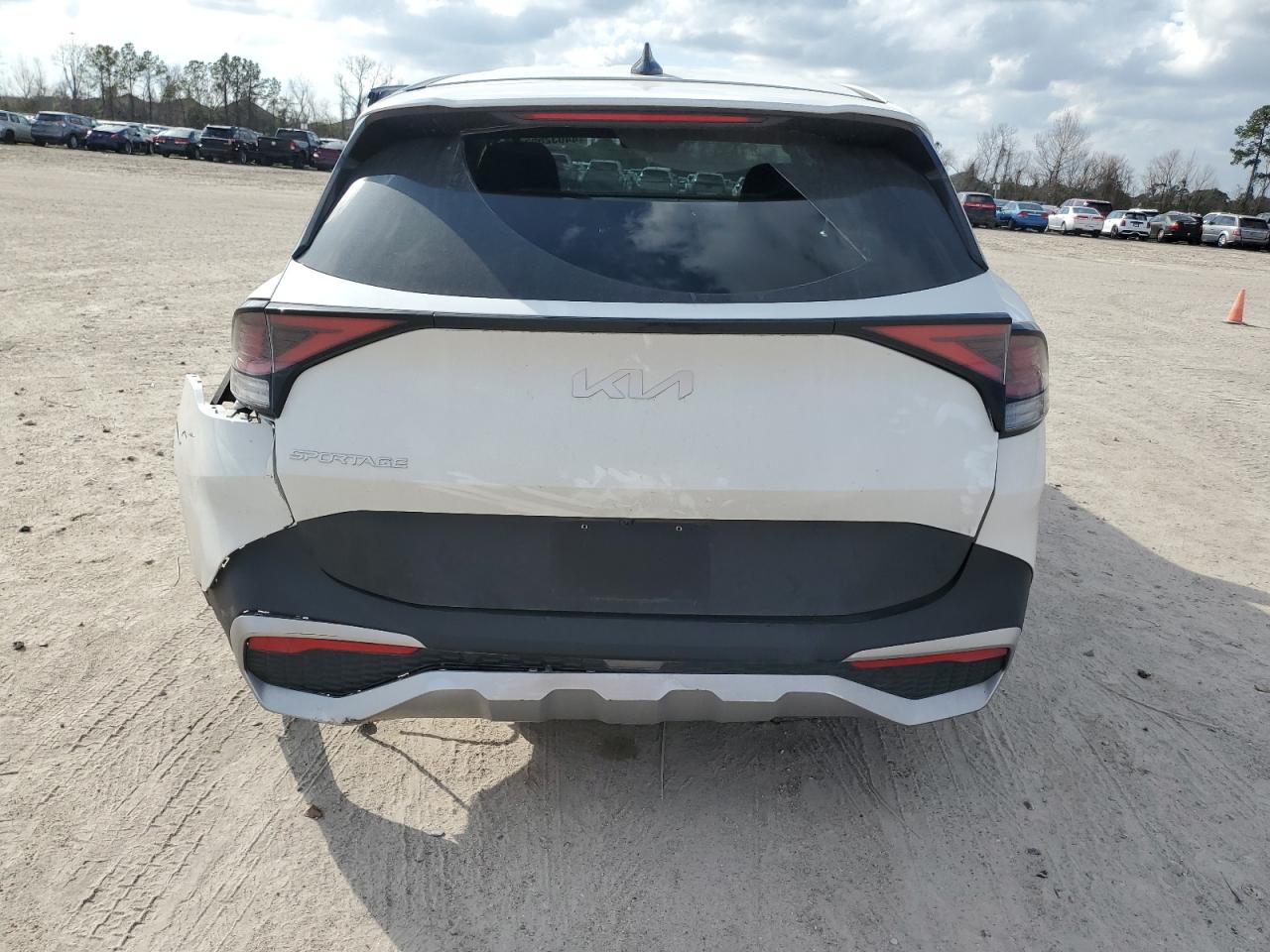 2023 Kia Sportage - Image 6