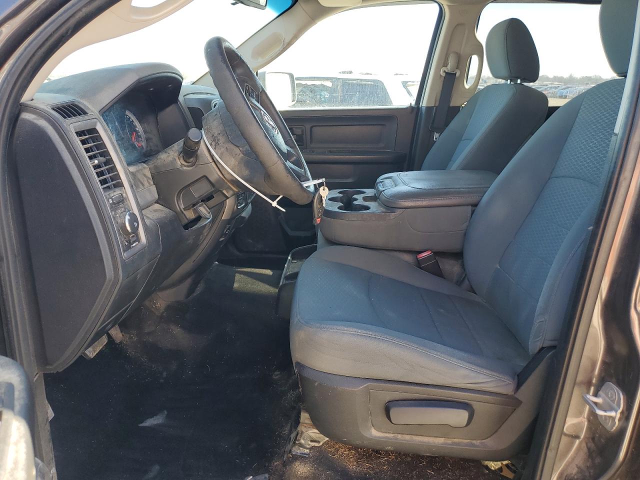 2014 RAM 1500 - Image 7