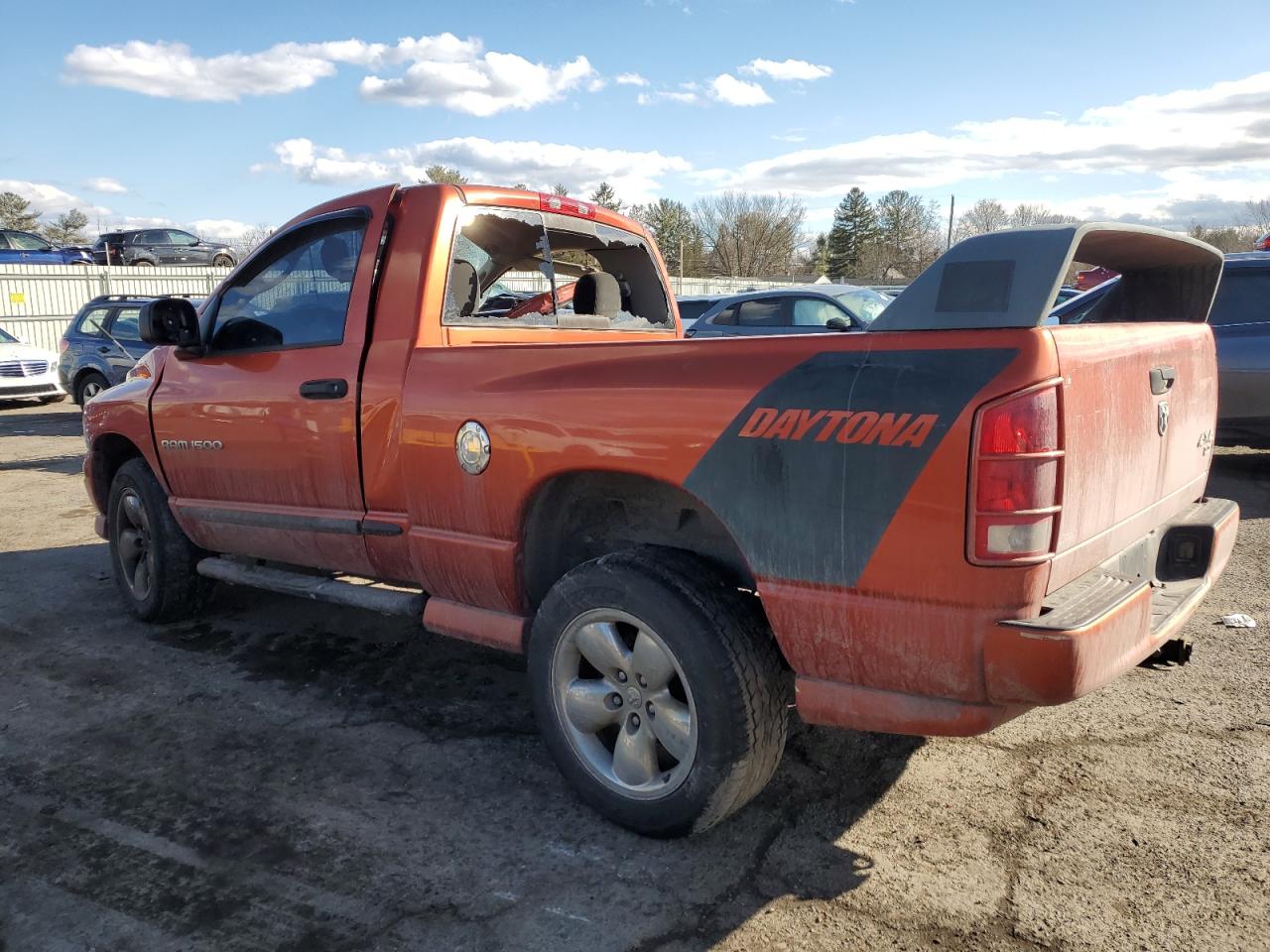 2005 Dodge RAM - Image 2