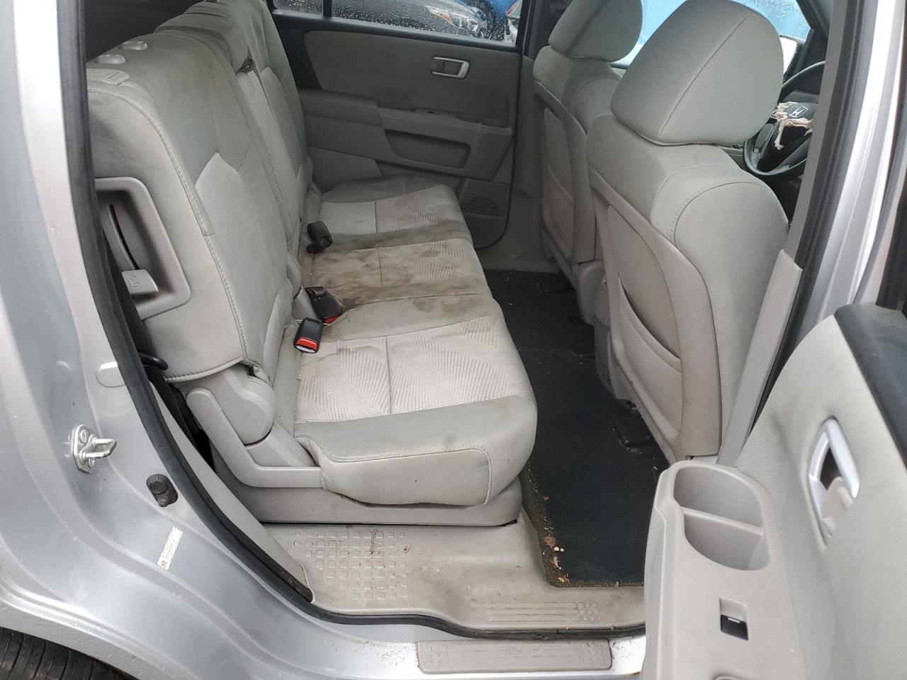 2014 Honda Pilot - Image 11