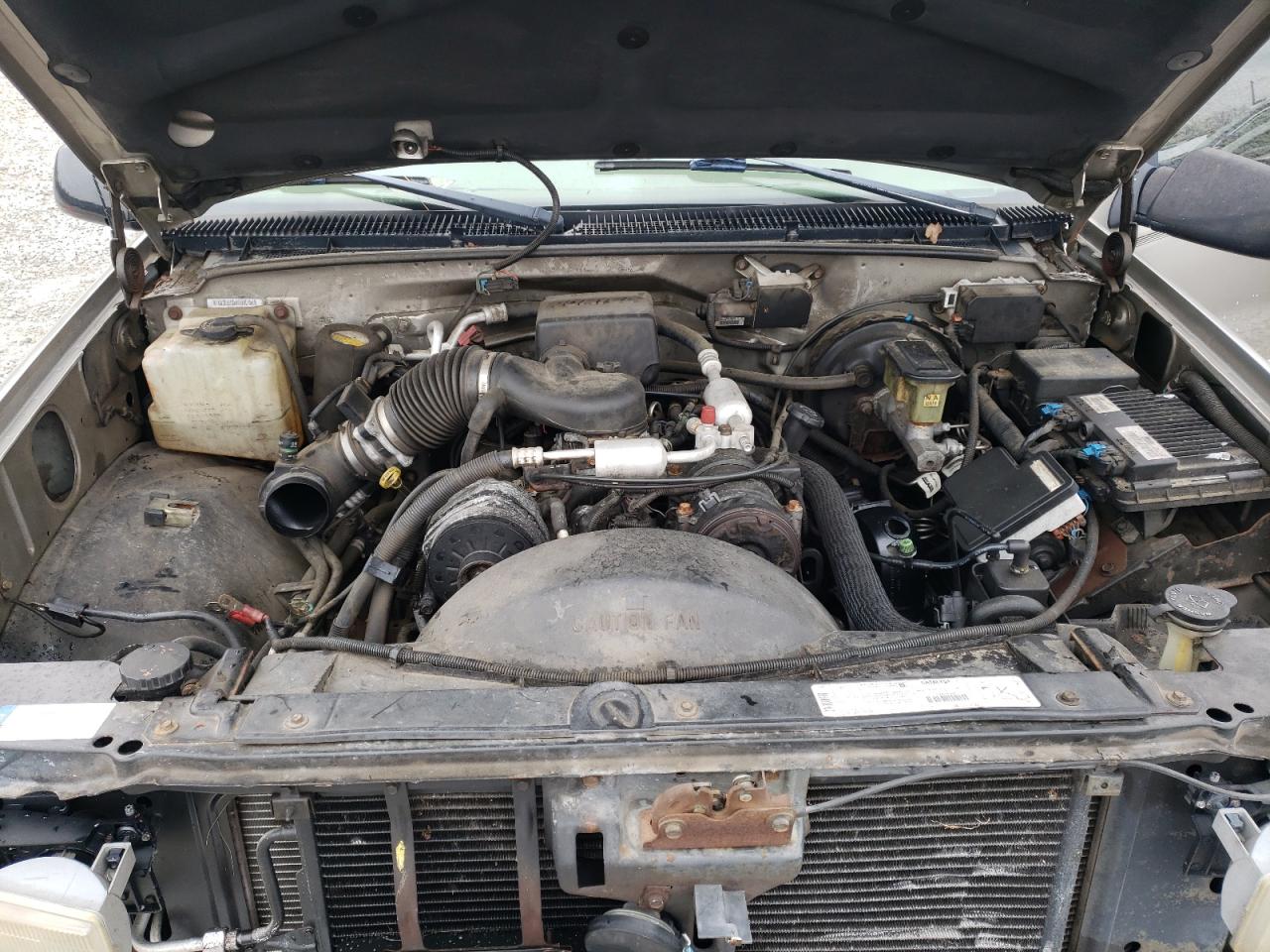 1999 Chevrolet Tahoe - Image 12