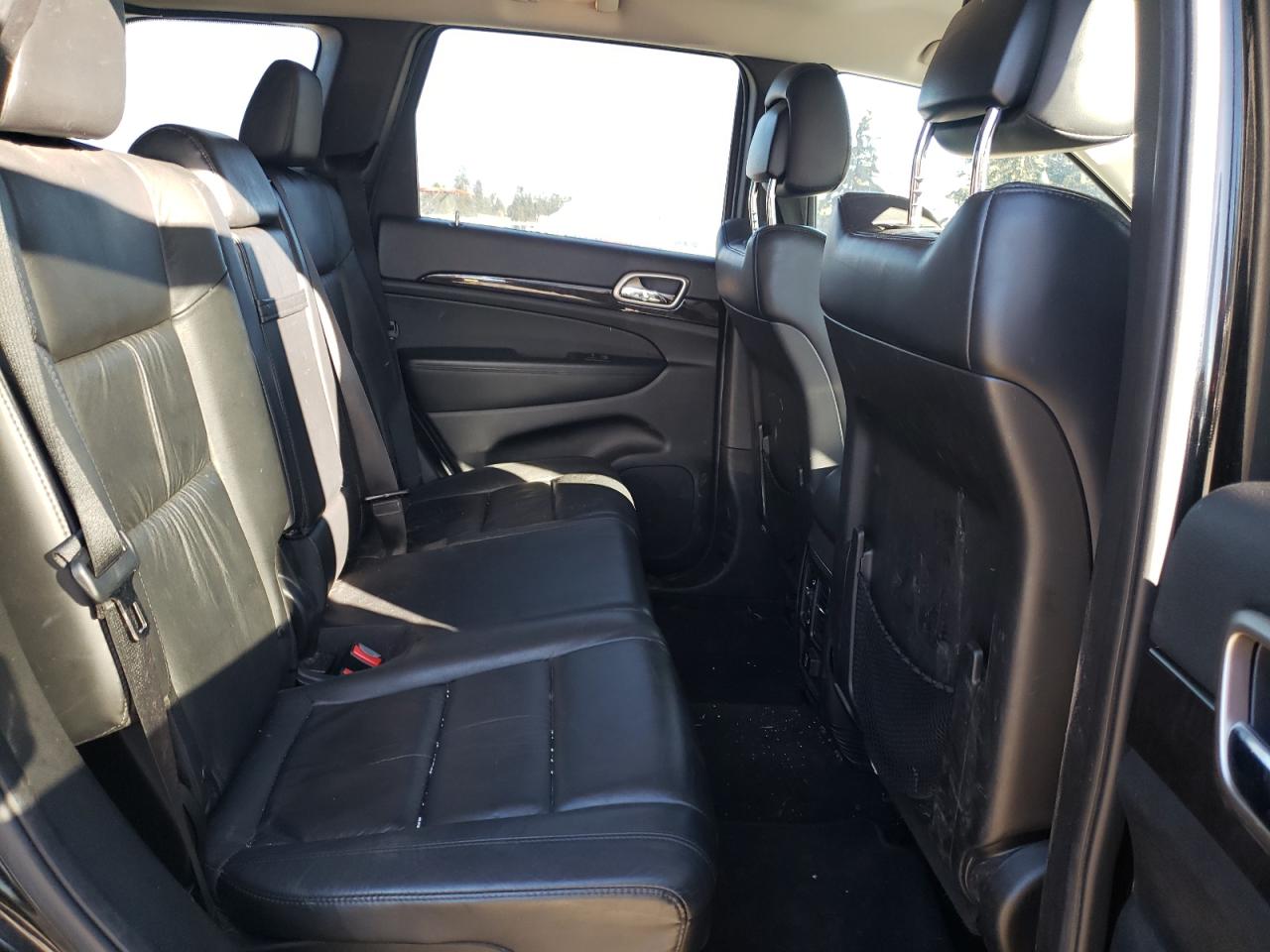 2013 Jeep Grand Cherokee - Image 11