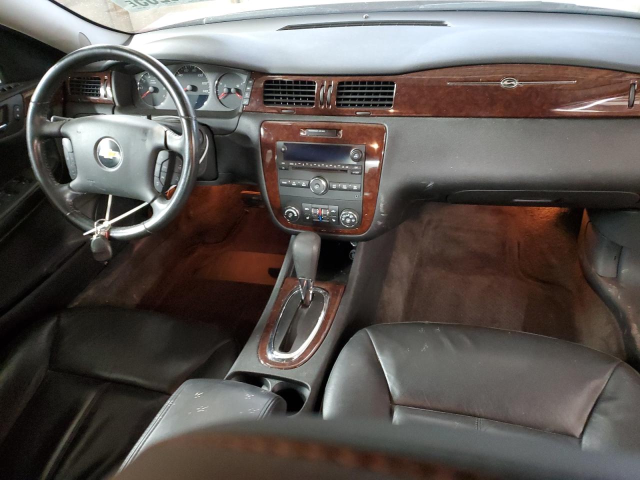 2011 Chevrolet Impala - Image 8