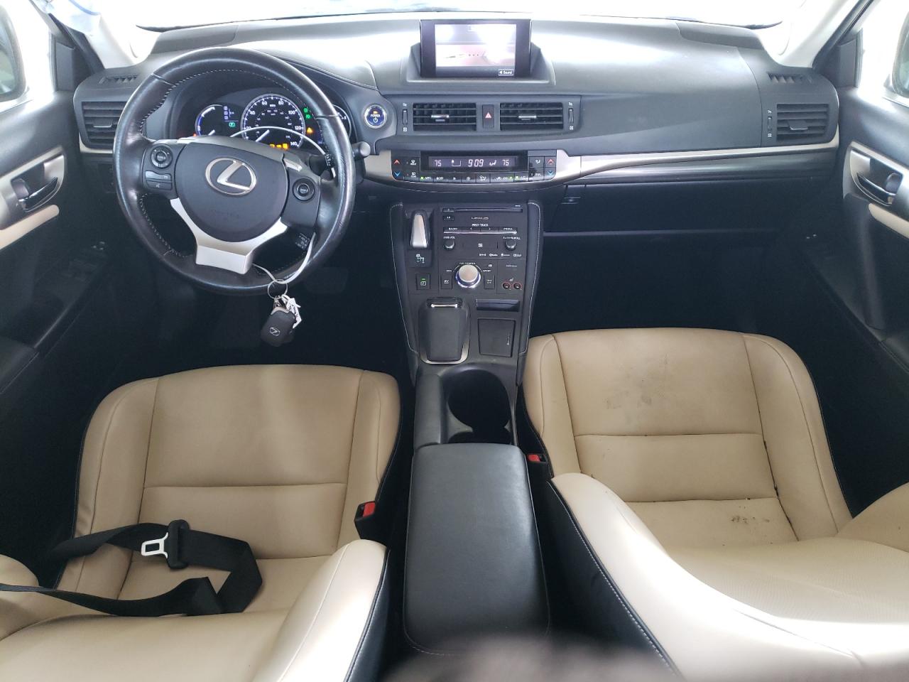 2017 Lexus CT - Image 8