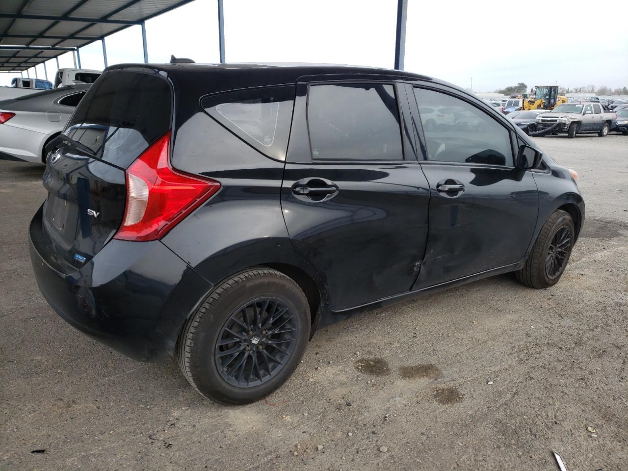 2016 Nissan Versa - Image 3