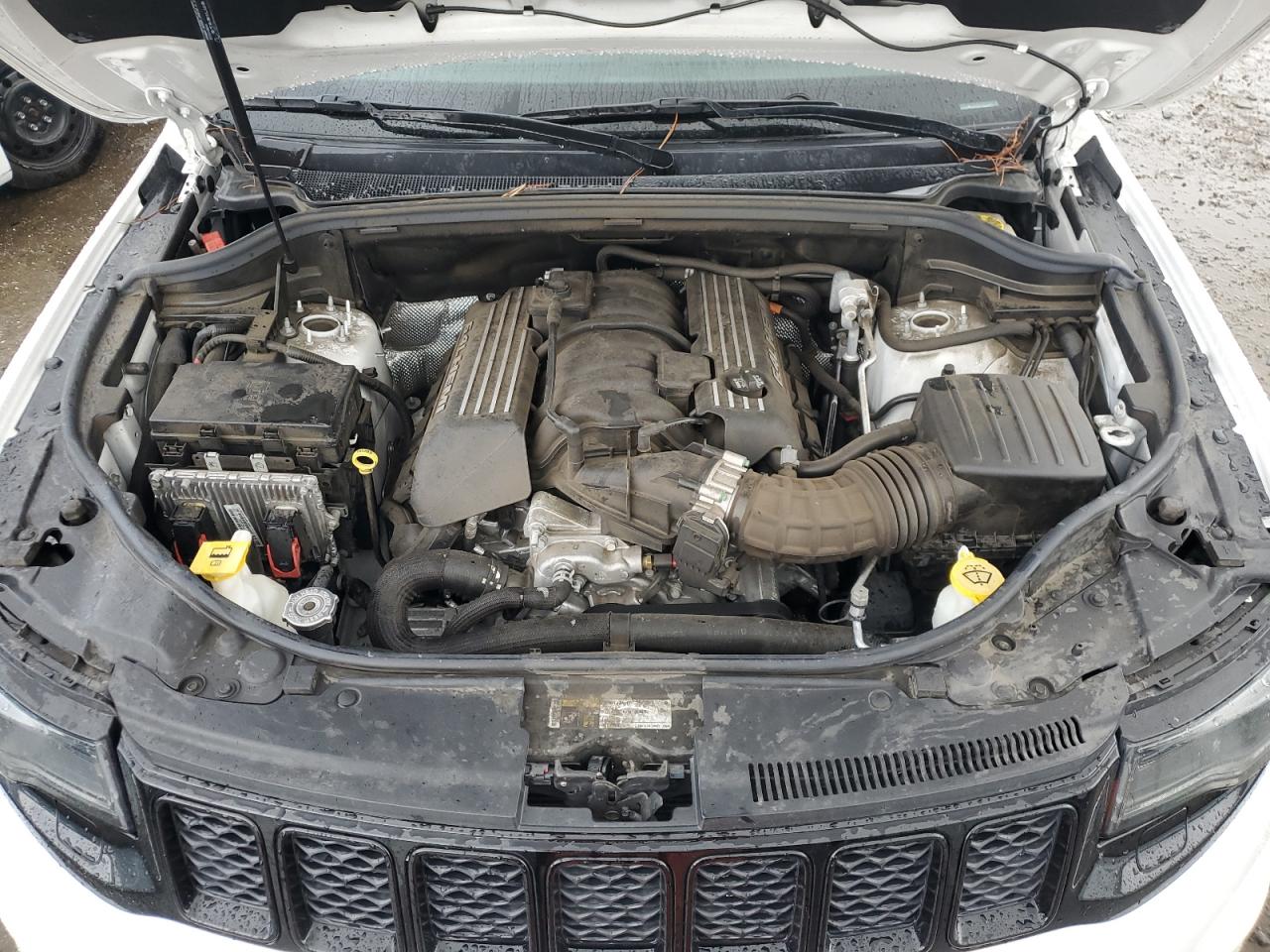 2020 Jeep Grand Cherokee - Image 13