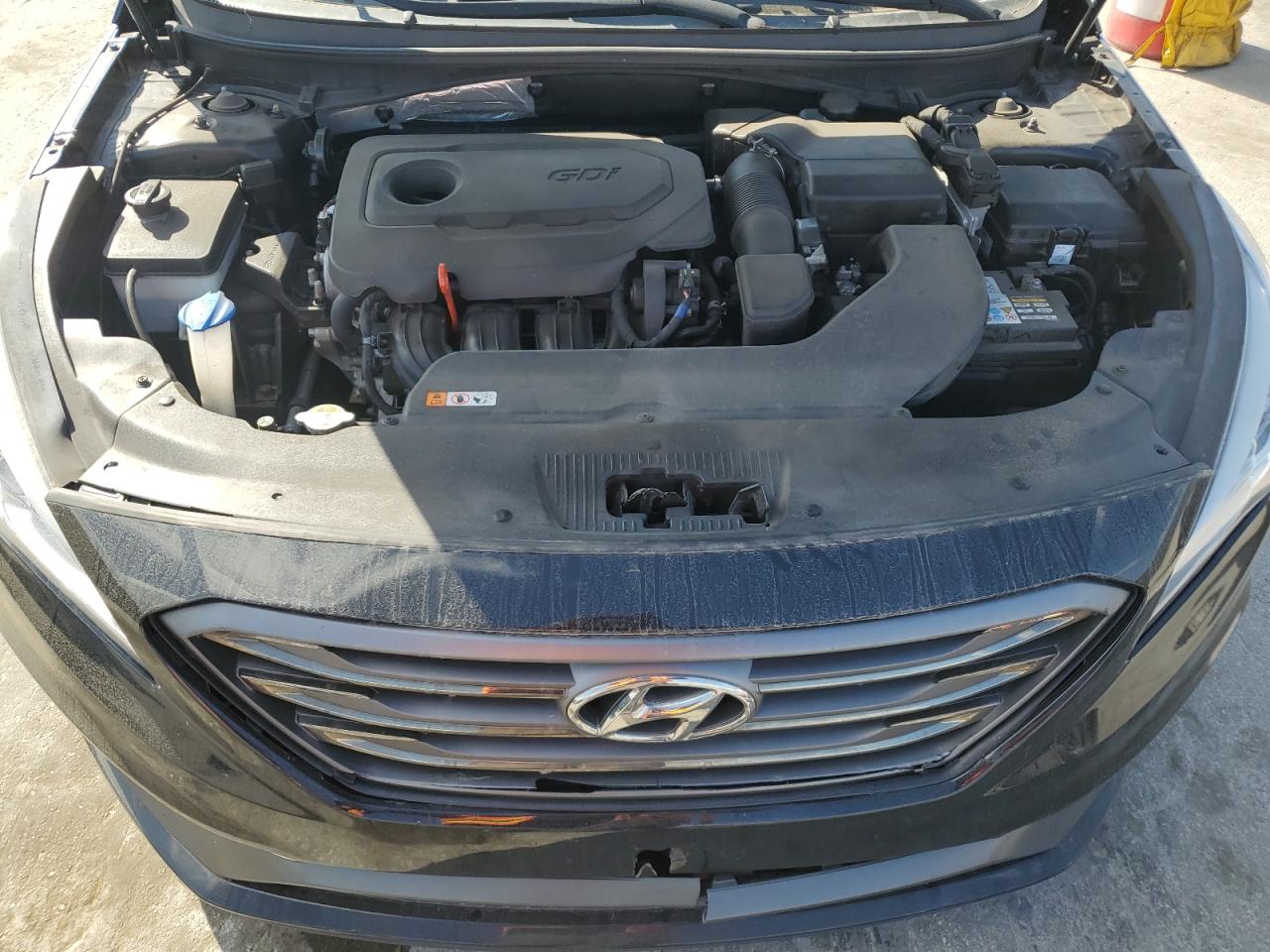 2017 Hyundai Sonata - Image 11