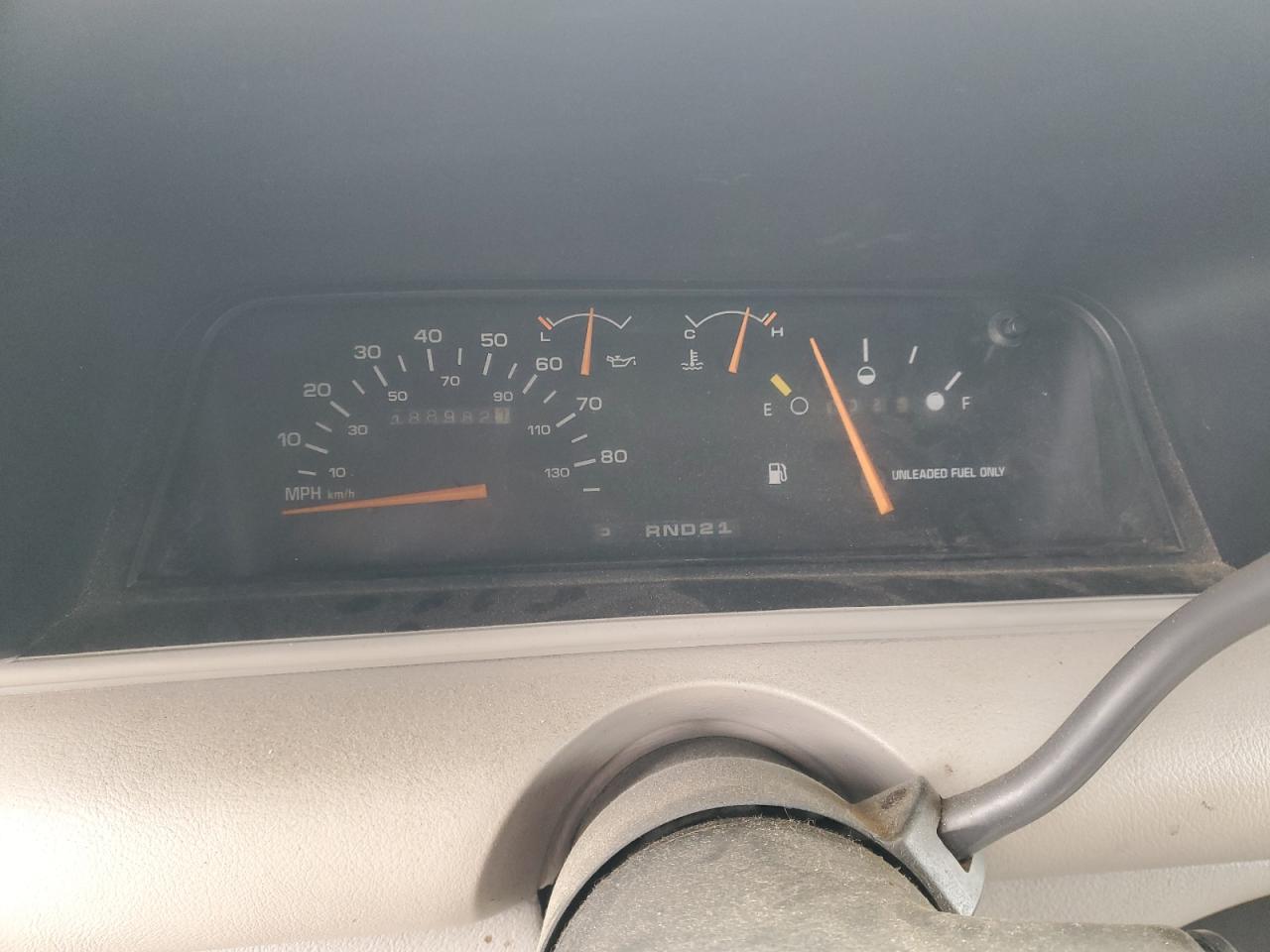 1992 Chevrolet Lumina - Image 9