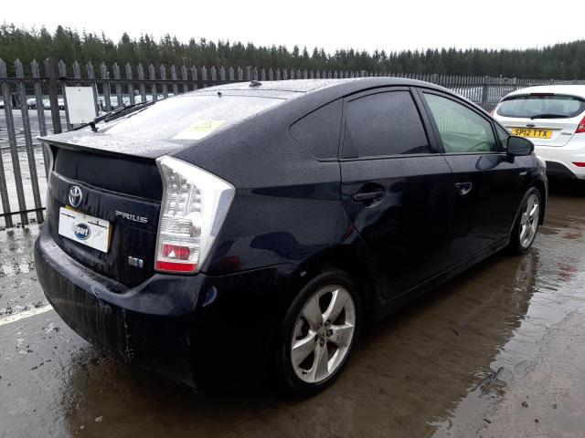 2011 TOYOTA PRIUS T SP