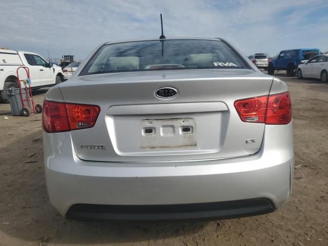 Sedans KIA FORTE 2012 Silver