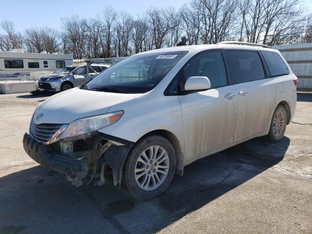 2016 Toyota Sienna Xle