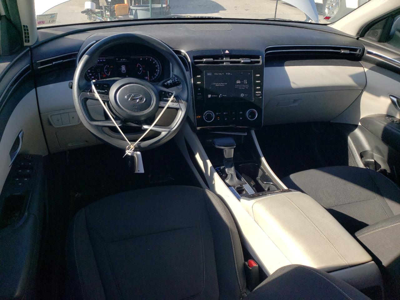 2022 Hyundai Tucson - Image 8