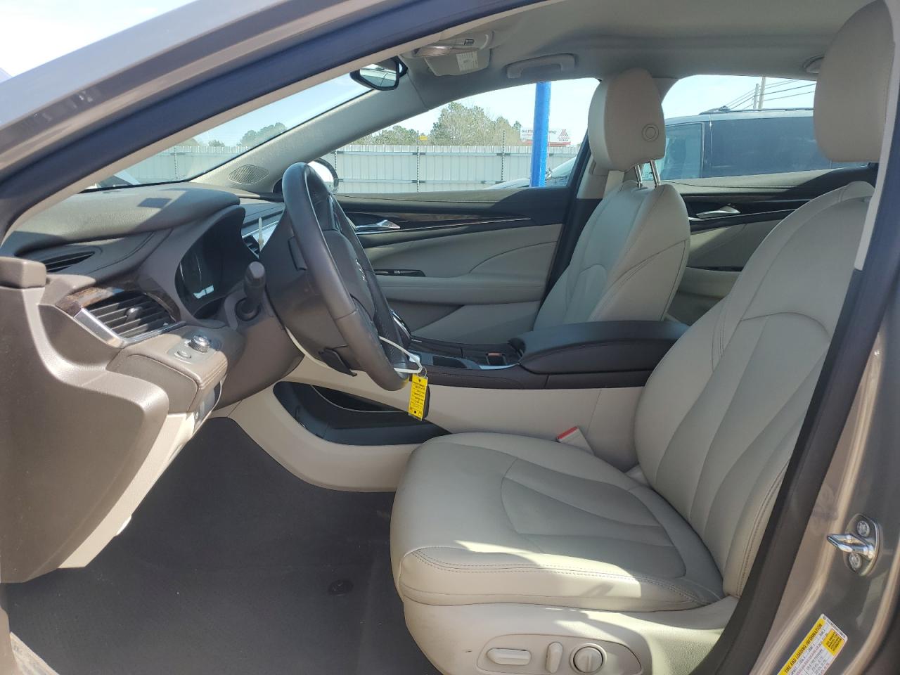 2017 Buick LaCrosse - Image 7