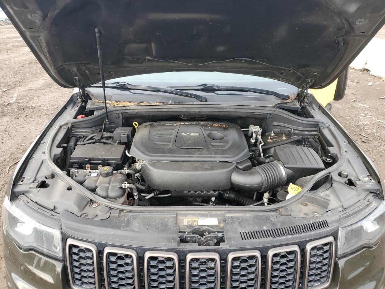 2016 Jeep Grand Cherokee - Image 12