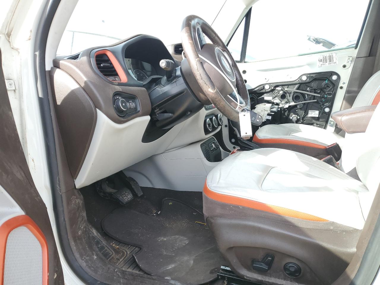 2016 Jeep Renegade - Image 7