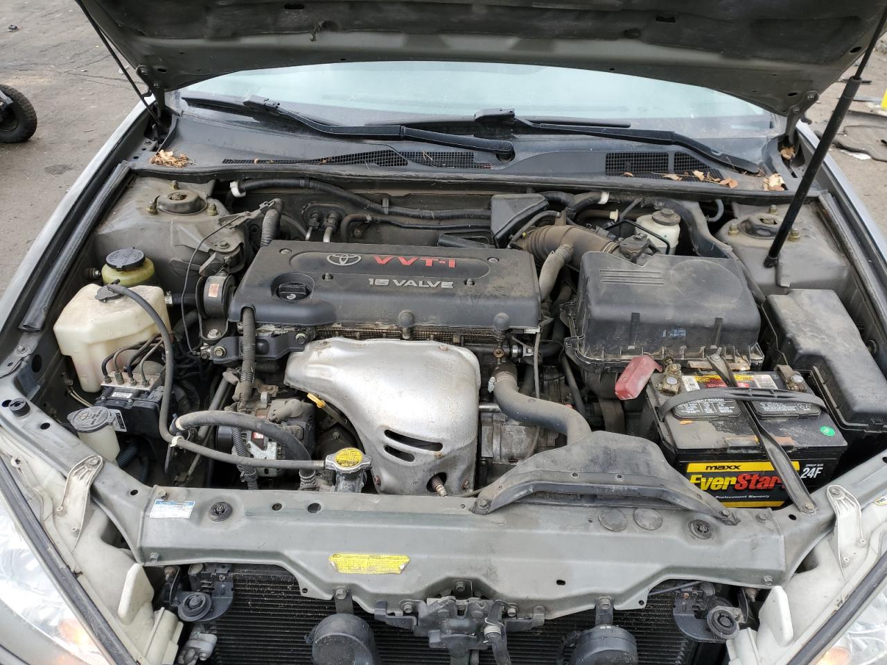2005 Toyota Camry - Image 11