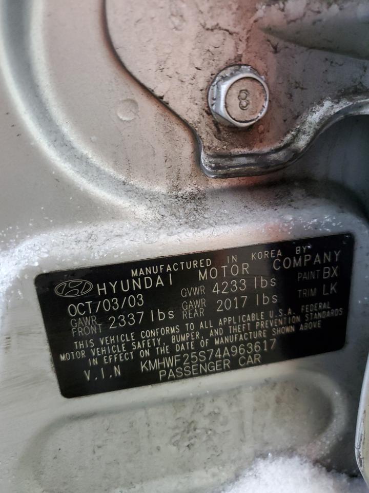 2004 Hyundai Sonata - Image 12