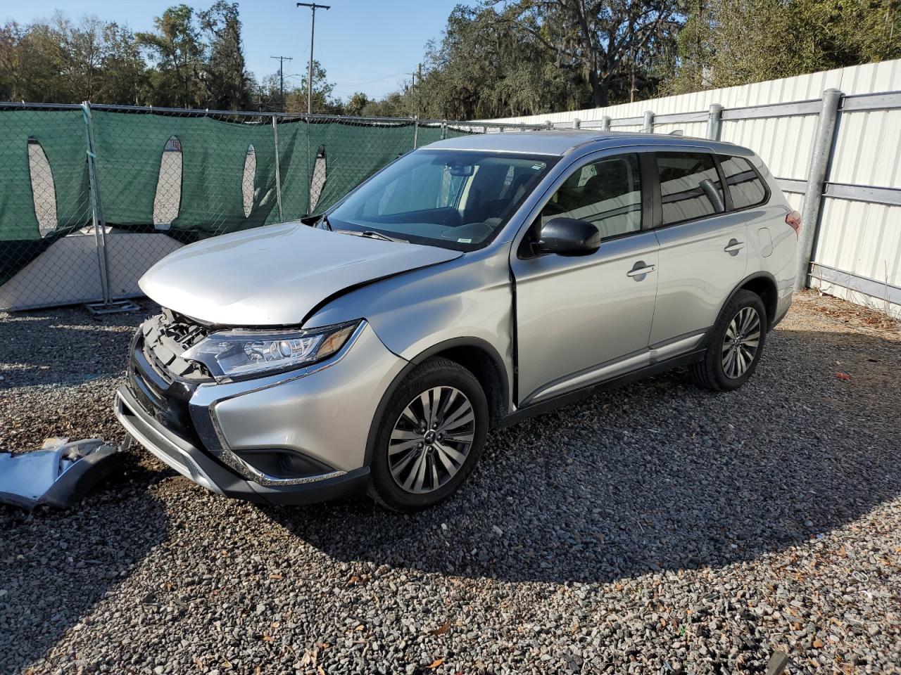 2020 Mitsubishi Outlander - Image 1