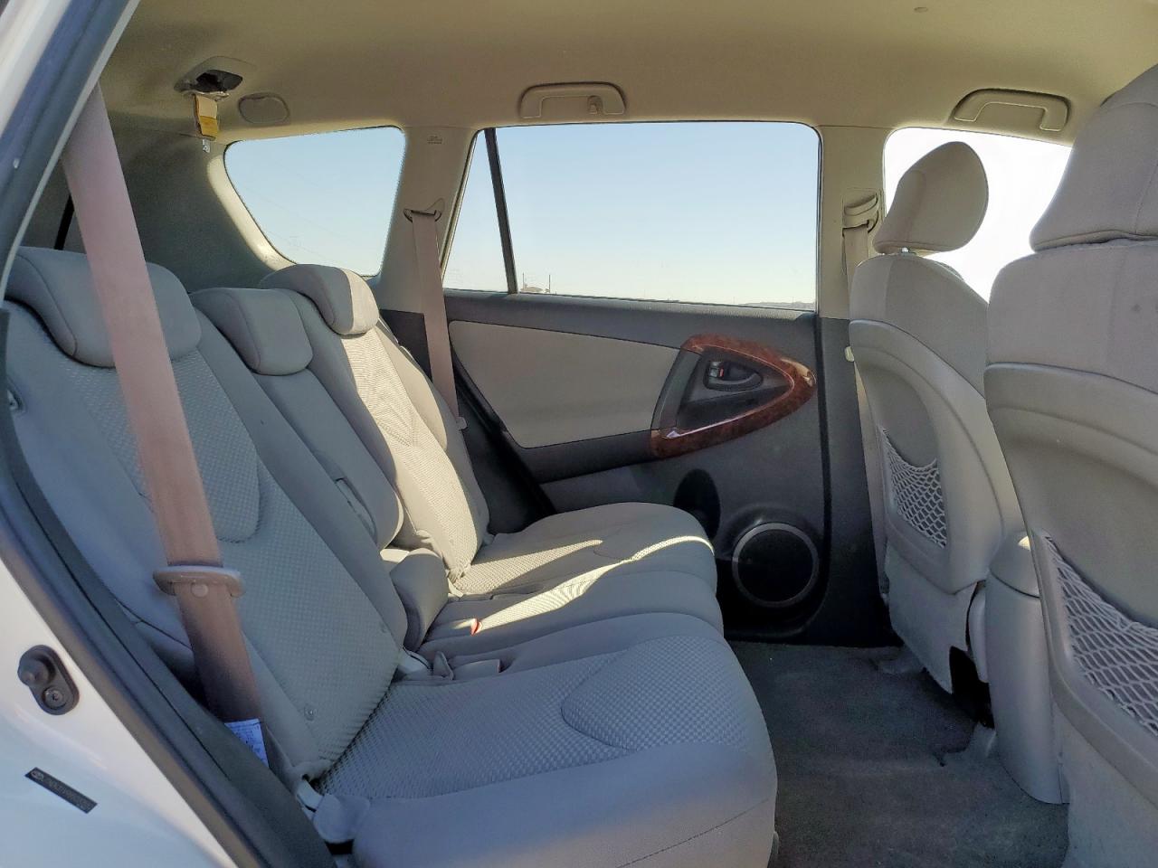 2008 Toyota RAV 4 - Image 10