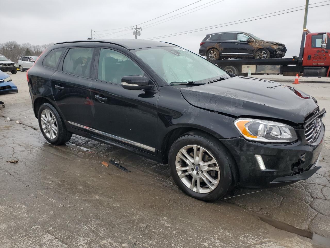 2016 Volvo XC60 - Image 4