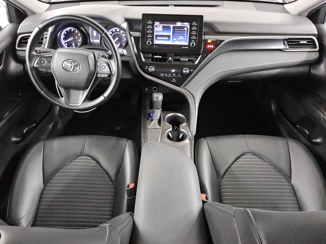 2022 Toyota Camry - Image 8