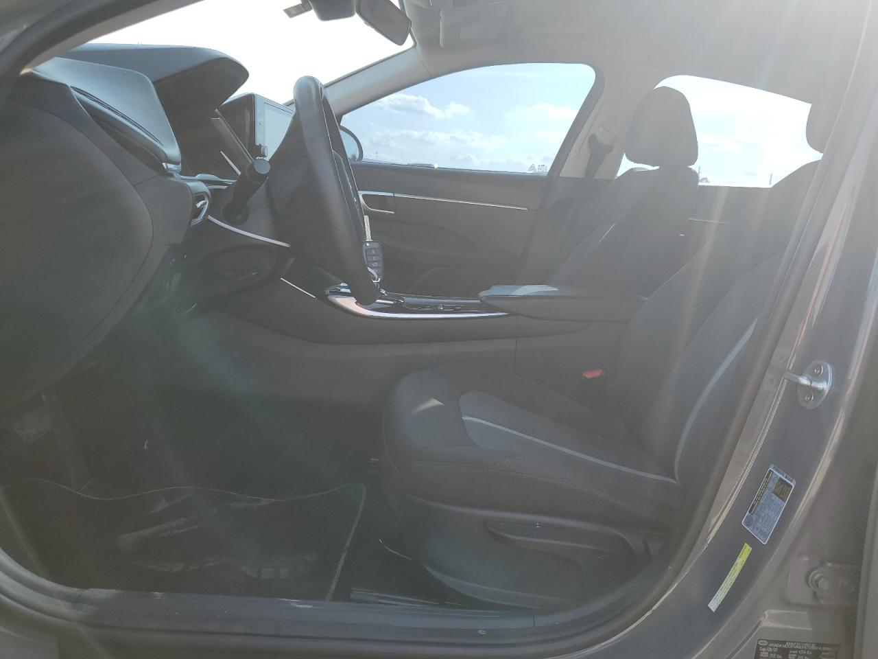 2021 Hyundai Sonata - Image 7