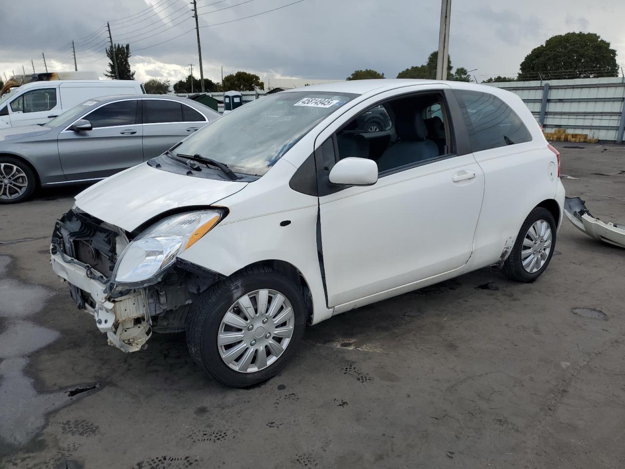 2008 Toyota Yaris - Image 1