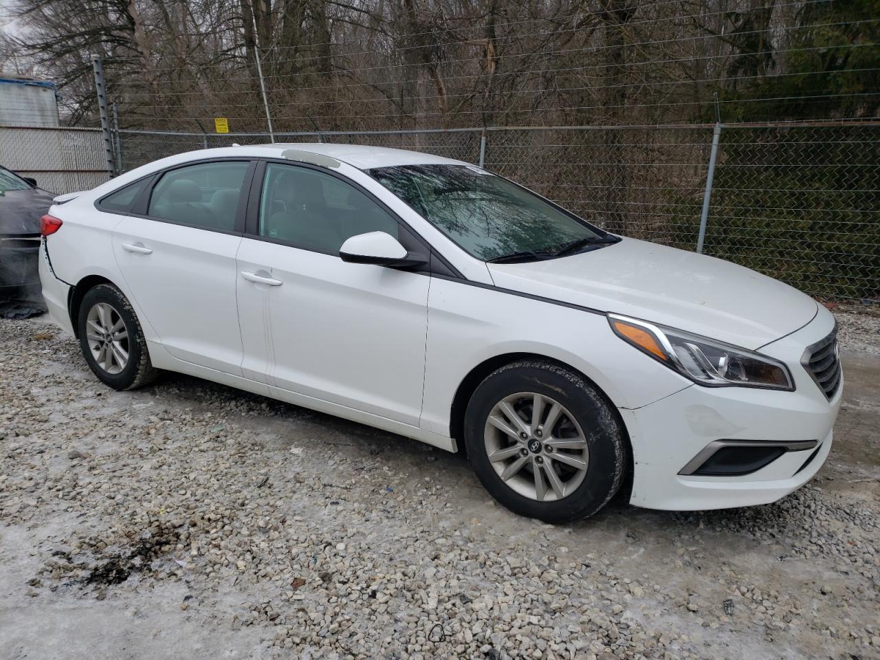 2017 Hyundai Sonata - Image 4