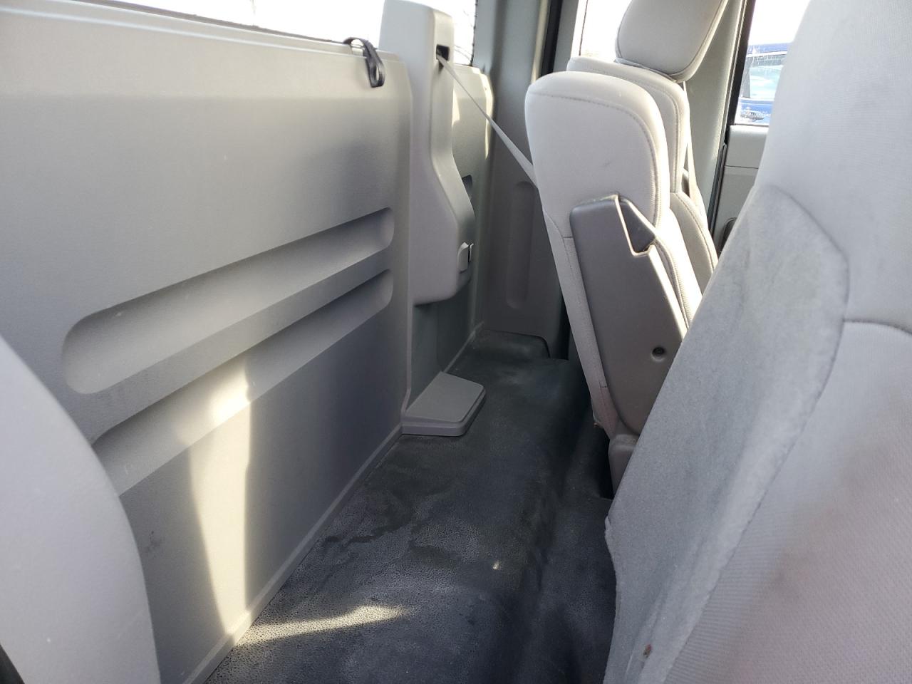 2005 Ford F-150 - Image 10