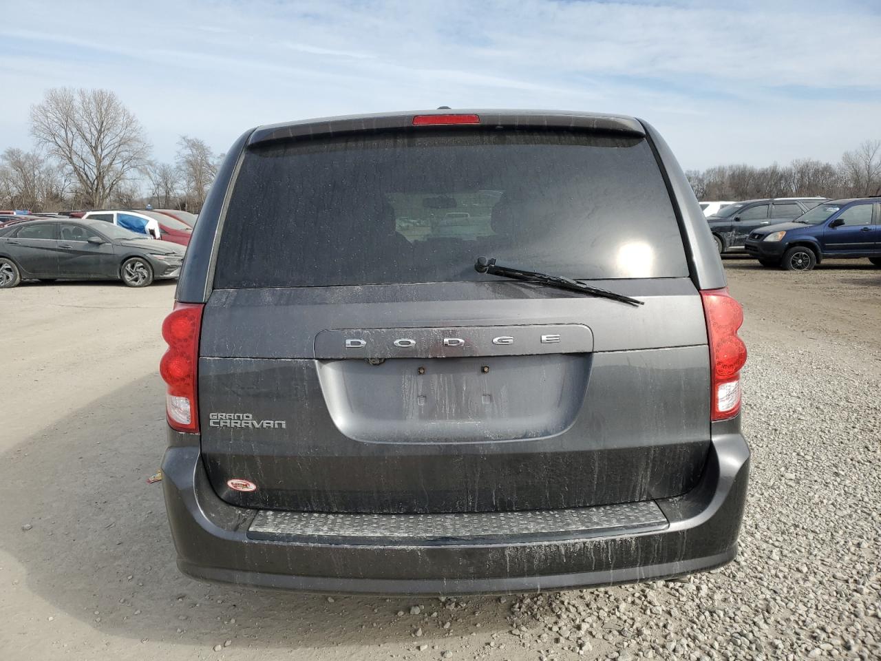 2016 Dodge Caravan - Image 6