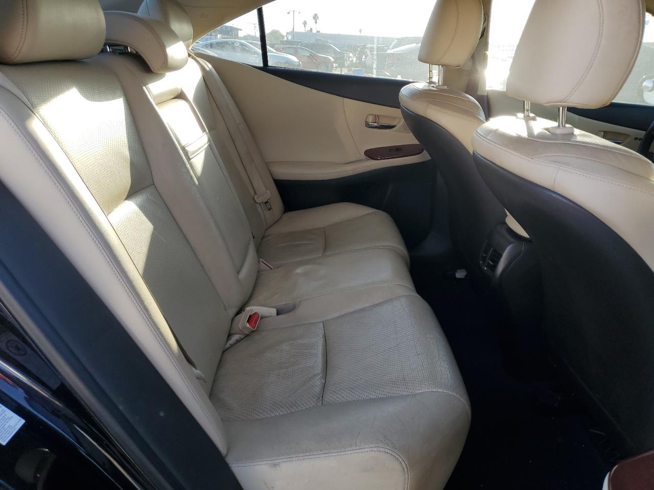 2010 Lexus HS - Image 11