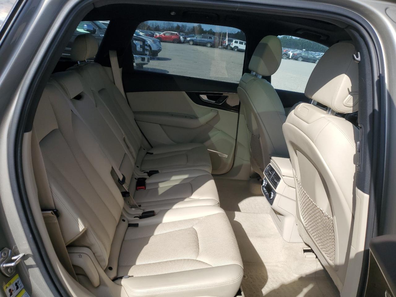 WA1VAAF72HD052984 Audi Q7 2017. Фото: 10