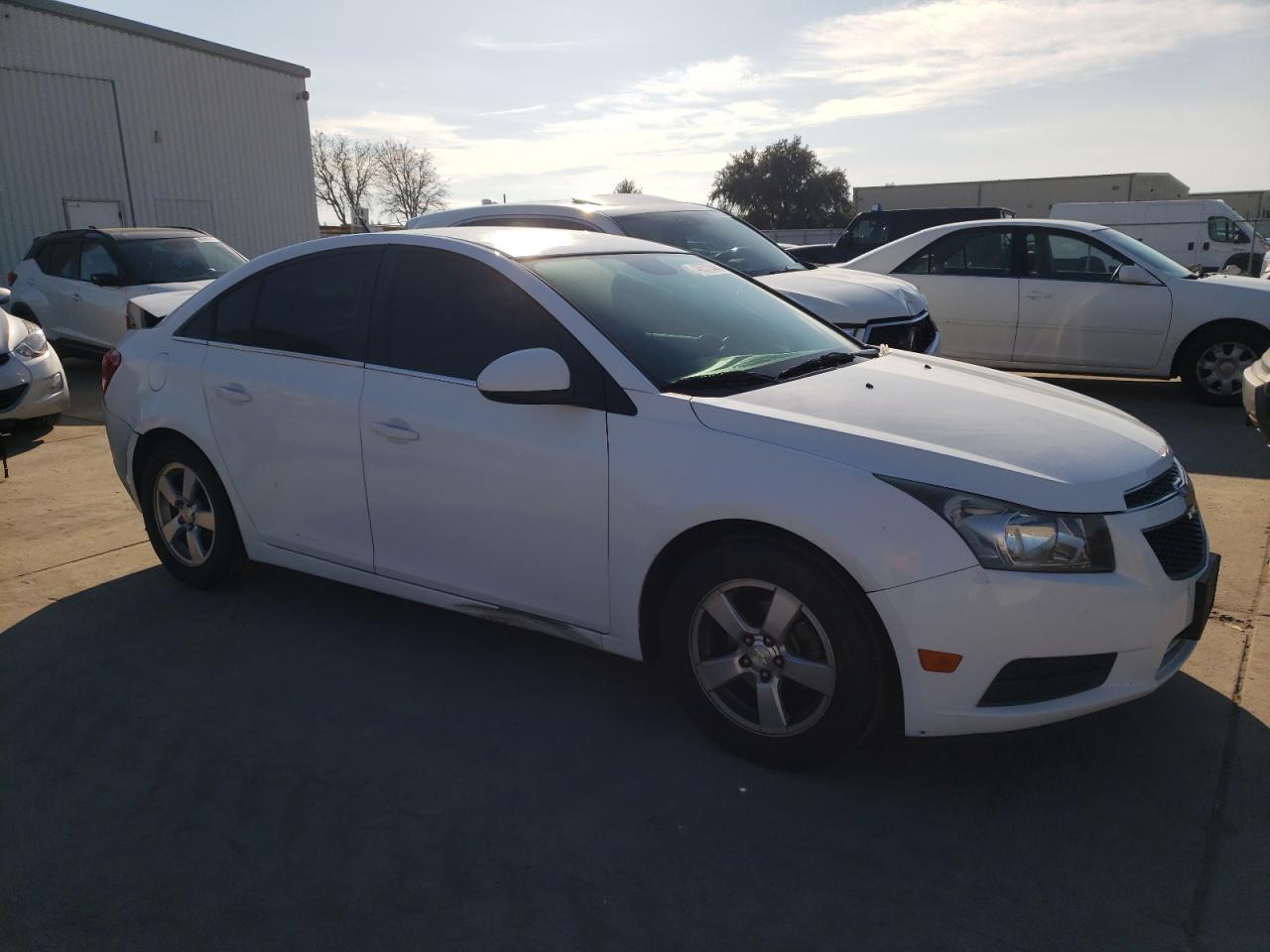 2014 Chevrolet Cruze - Image 4