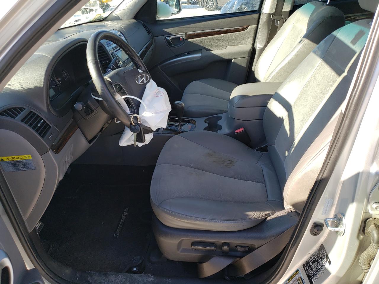 2011 Hyundai Santa Fe - Image 7