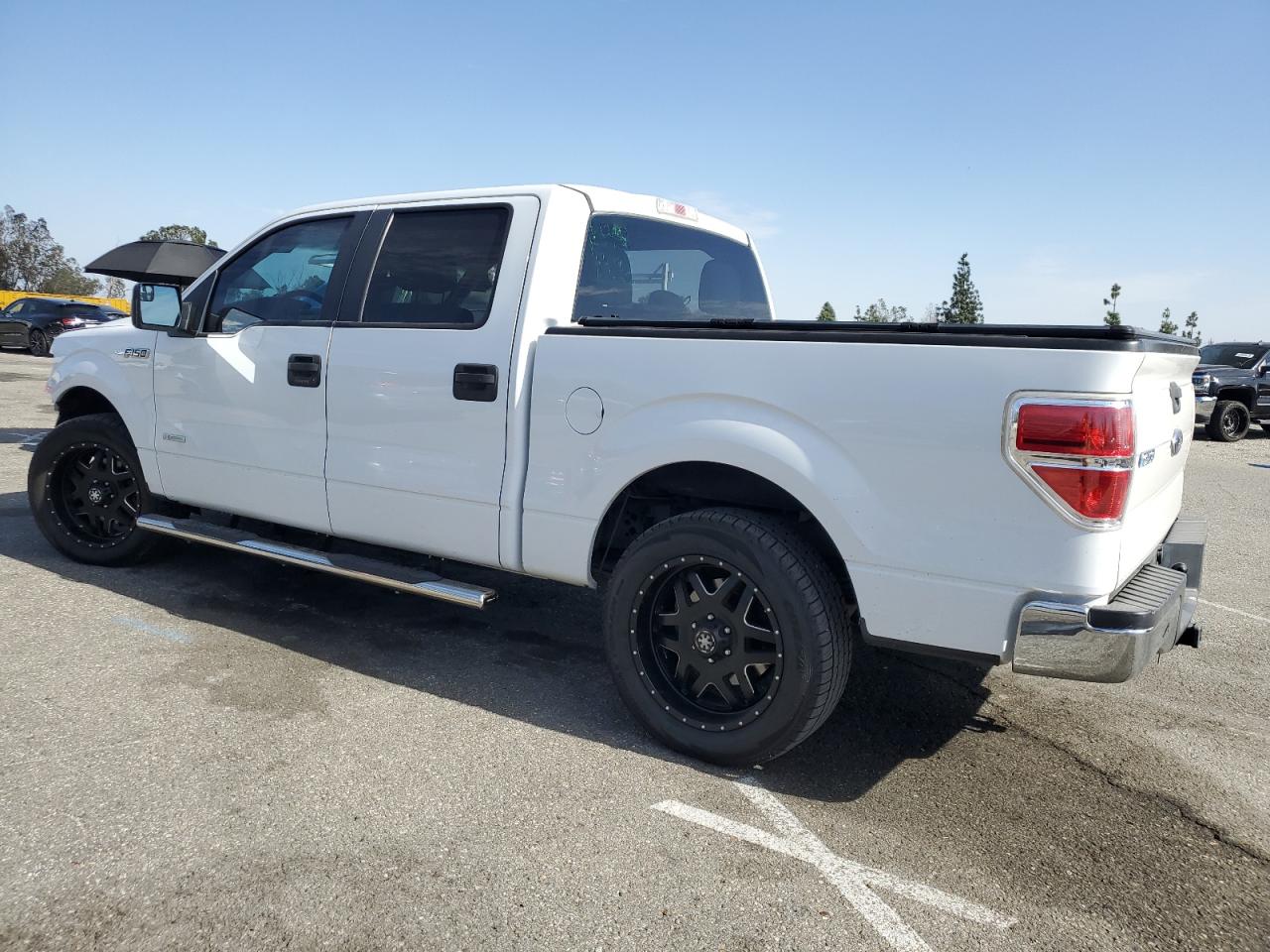 2014 Ford F-150 - Image 2