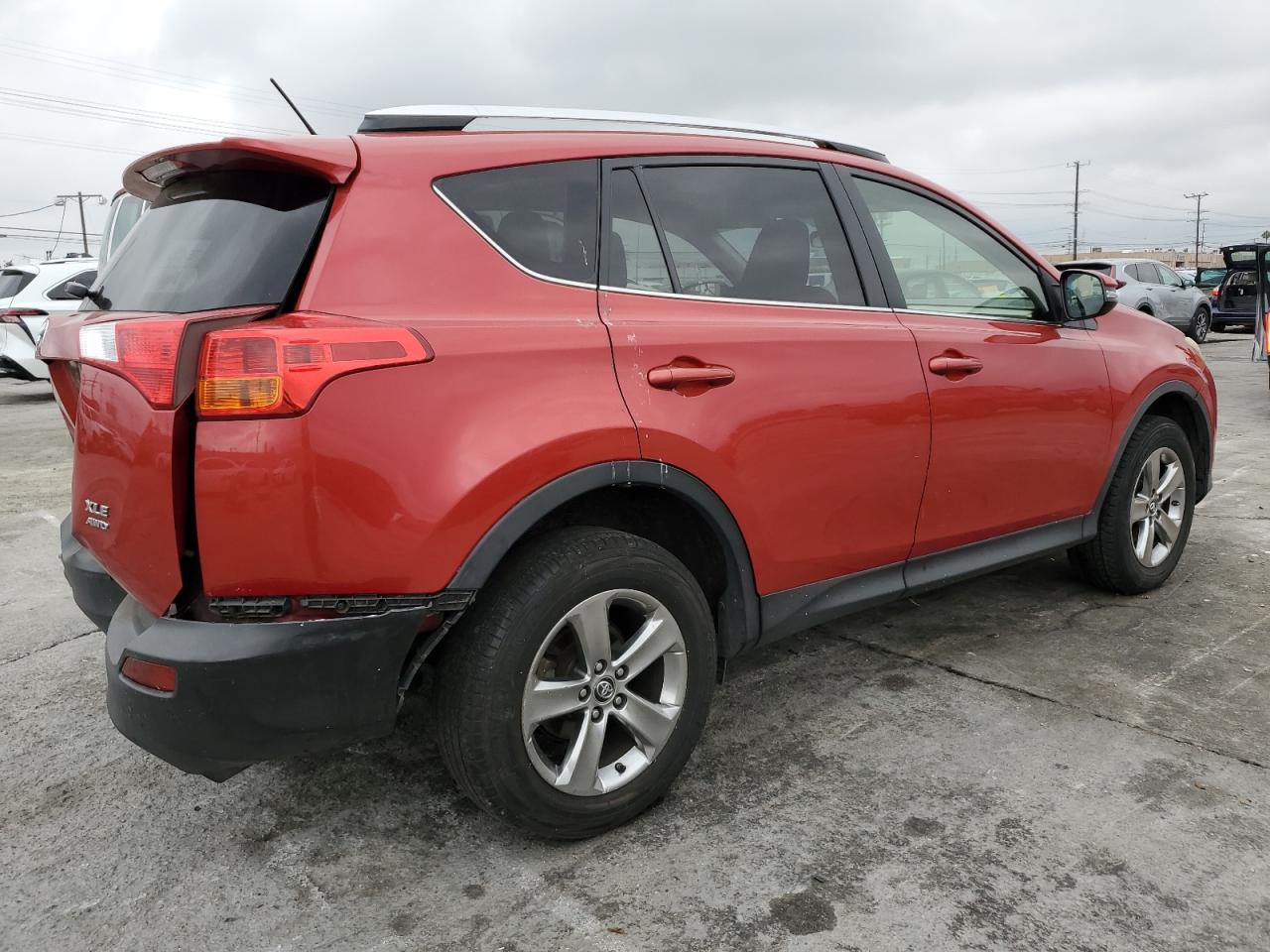 2015 Toyota RAV 4 - Image 3