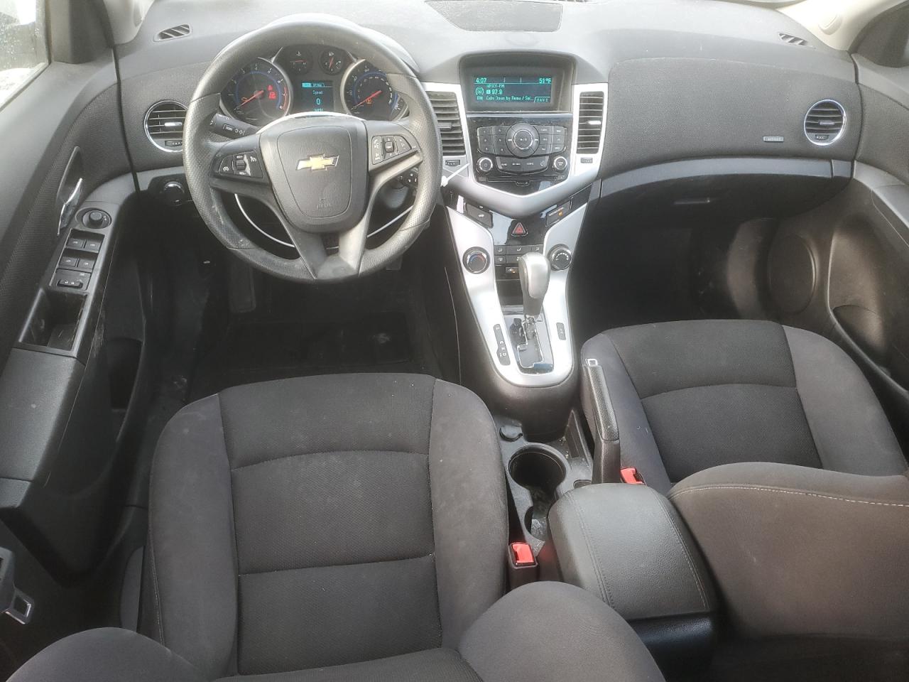 2016 Chevrolet Cruze - Image 8