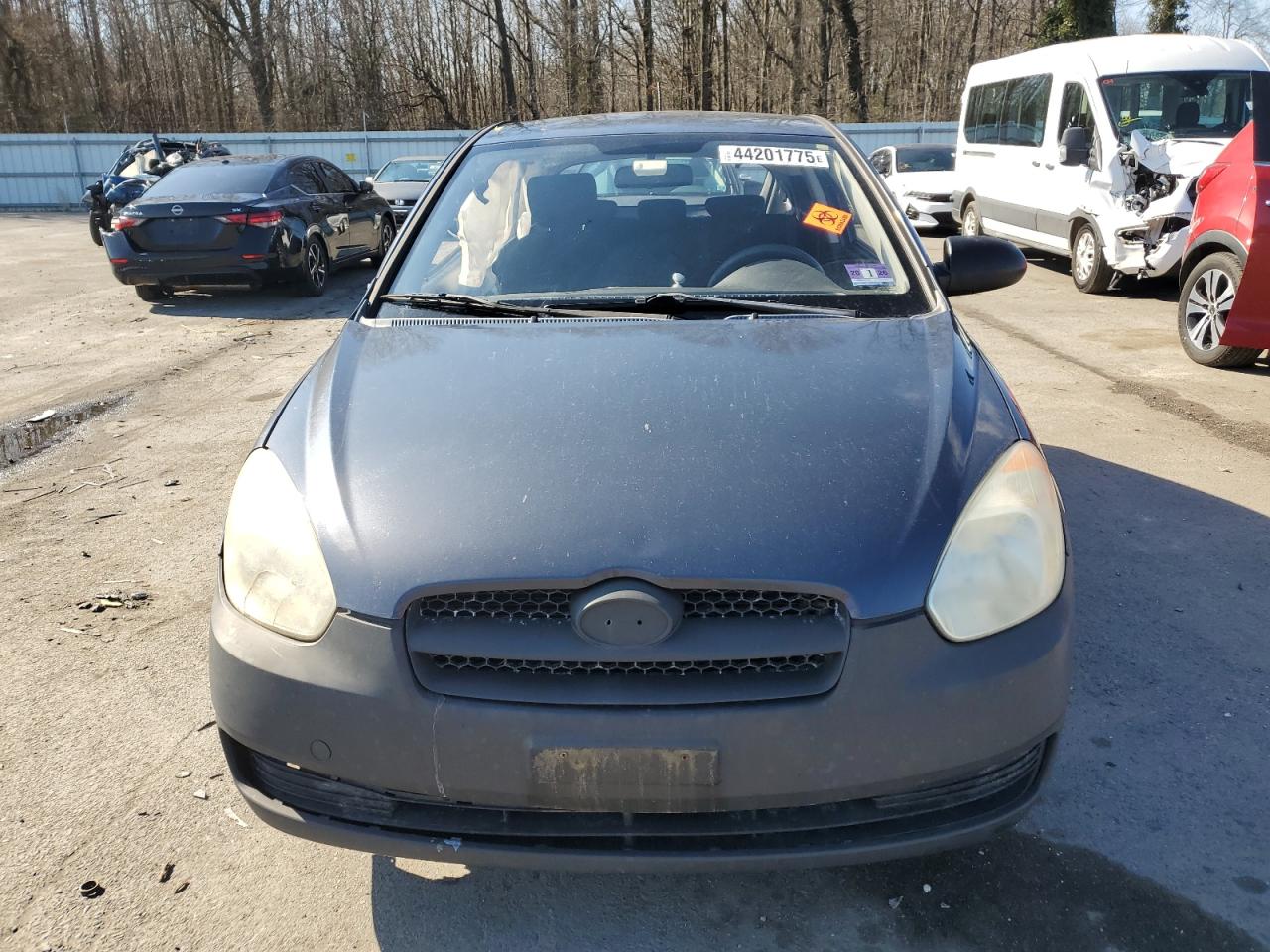 2009 Hyundai Accent - Image 5