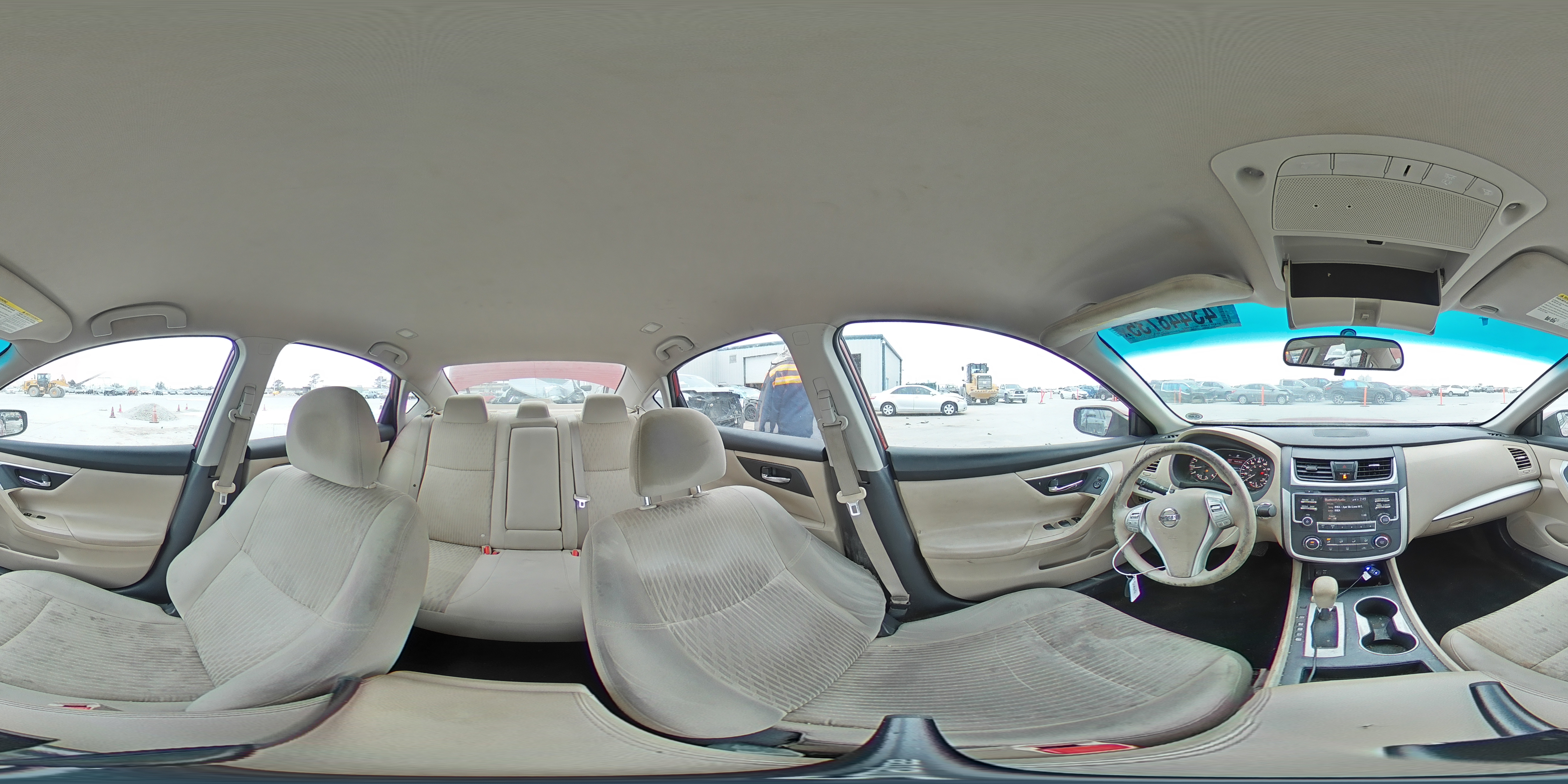 2017 Nissan Altima - Image 14