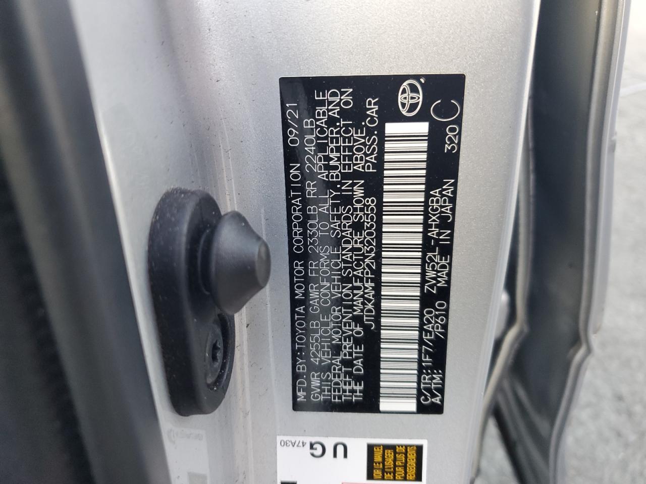 2022 Toyota Prius - Image 12